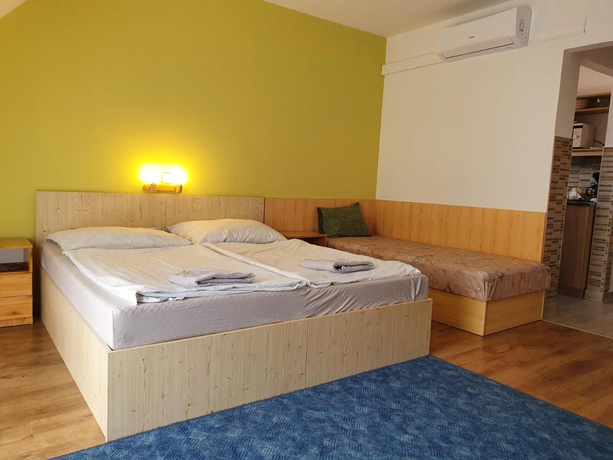 Laguna Apartmanház Hévíz Exterior foto